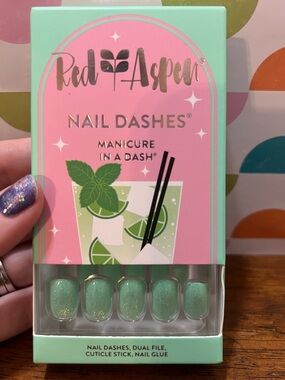 Red Aspen Nail Dashes The Mint to my Mojito, Maribel Press-On Nails